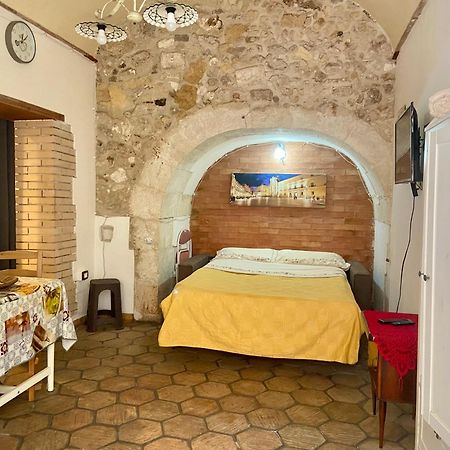 Gargallo Apartments Szirakúza Kültér fotó
